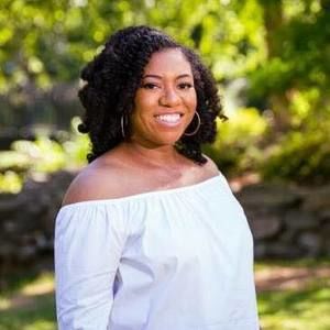 Meet your Posher, Ronika